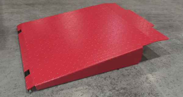 Set of long drive-in/out, with oil hoses covers, for above ground installation of lift (without pit)